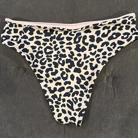 Tori praver leopard swim bottom size large - Picture 2 of 4
